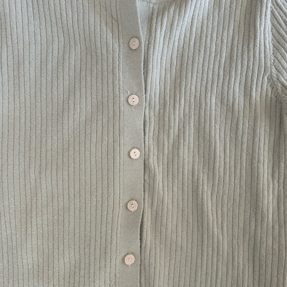 Light green Ribbed Button-Up Cardigan - Picture 3 of 3
